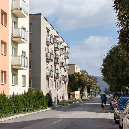 Hodzova Trenčín
